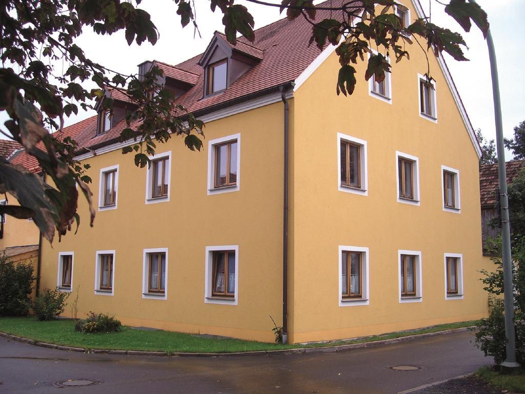 Fischhof Beer Hotel Mitterteich Exterior photo